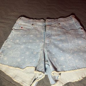 Levi’s x Canadiana jean shorts
